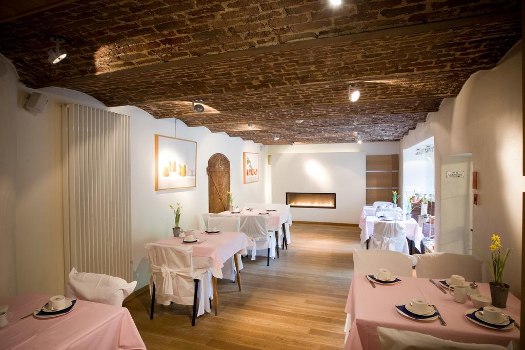 Hotel Le Clos Des Recollets Durbuy Exterior foto